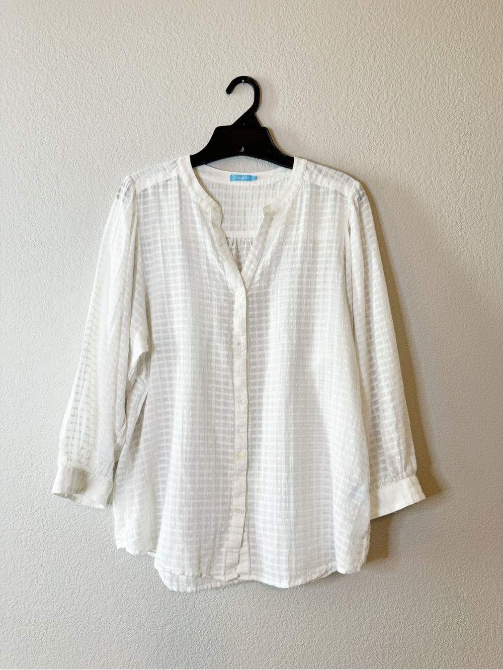 J. McLaughlin White Cotton Textured Button Front Blouse | Size Large